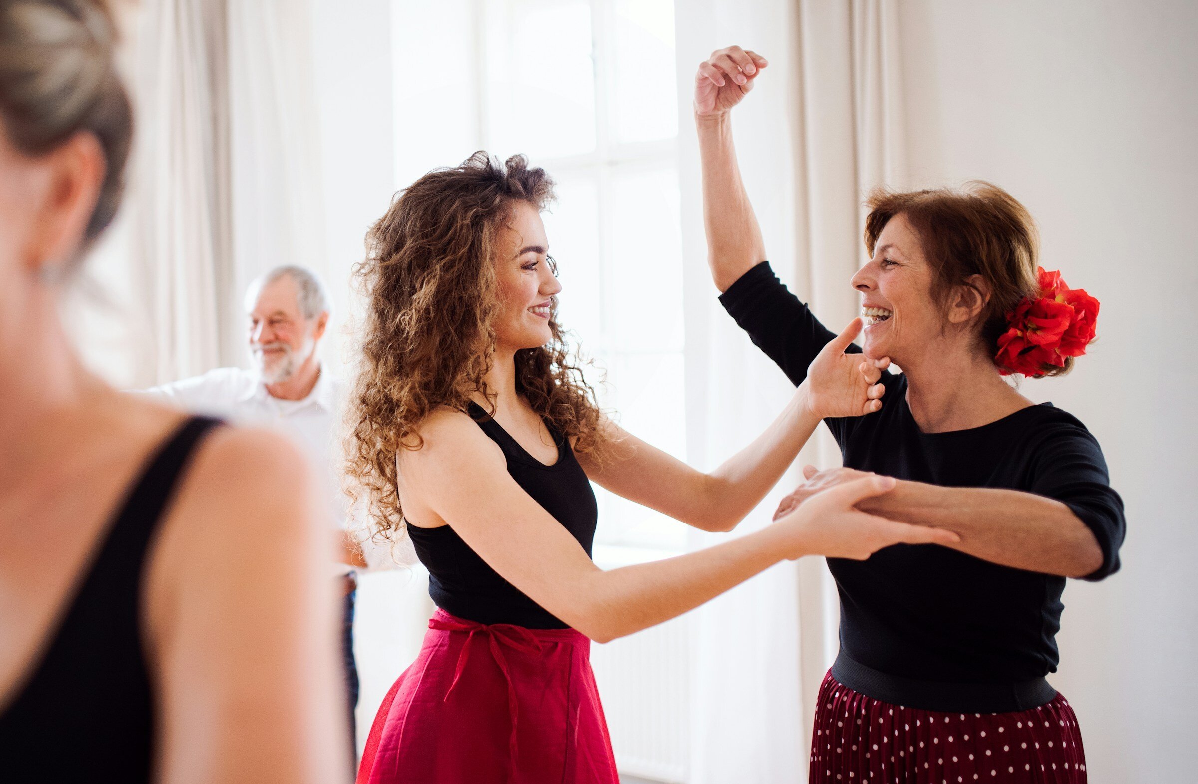 Best Dance Exercises for Seniors Looking to Stay Active & Healthy
